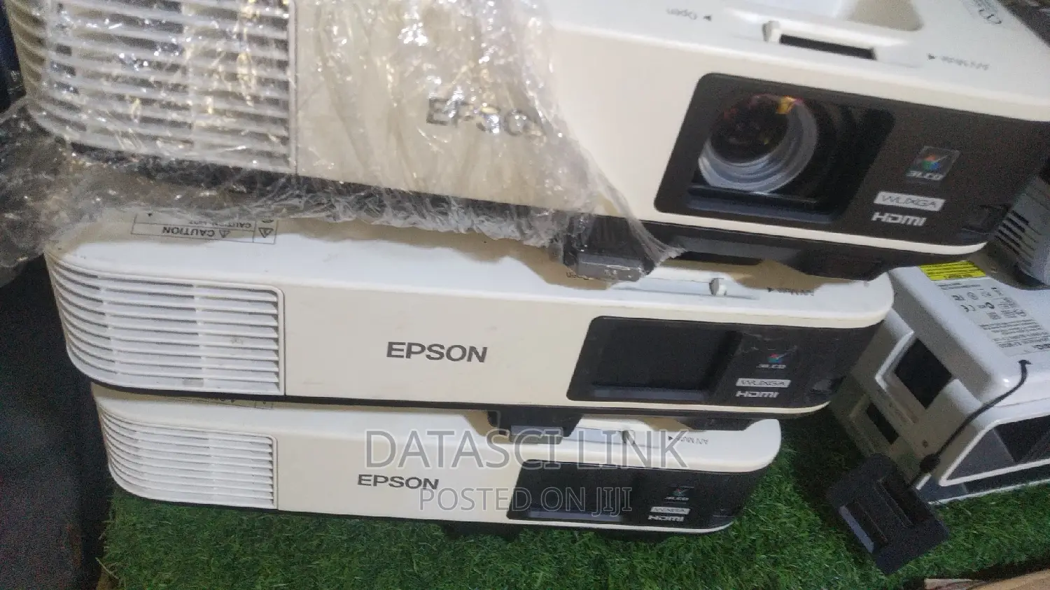 Epson Eb-1960,5000lumens Brightness Projectors