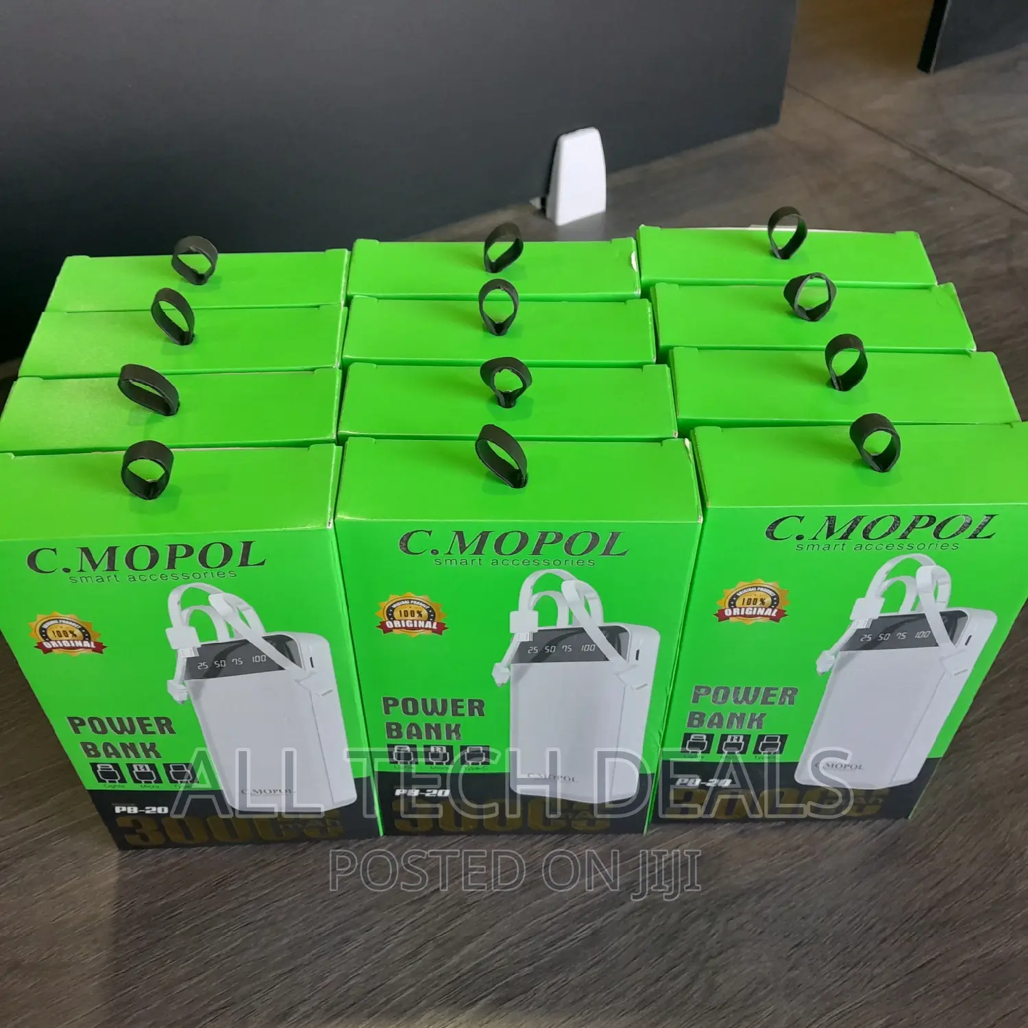 Cmopol 30,000mah Power Bank