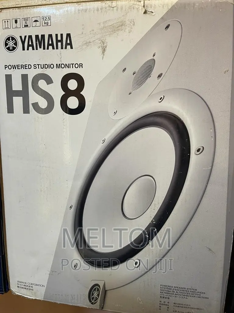 Yamaha Hs8 8inches Powdered Studio Monitor