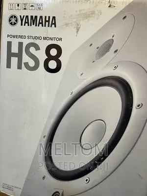 Yamaha Hs8 8inches Powdered Studio Monitor