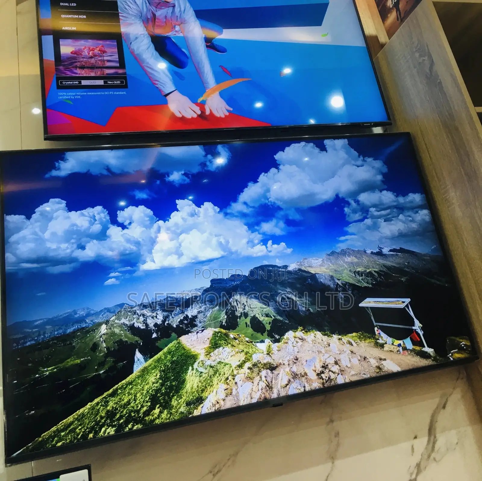 Glossy Smart Samsung Uhd 50 Inches Cu71 Black Electric Tv