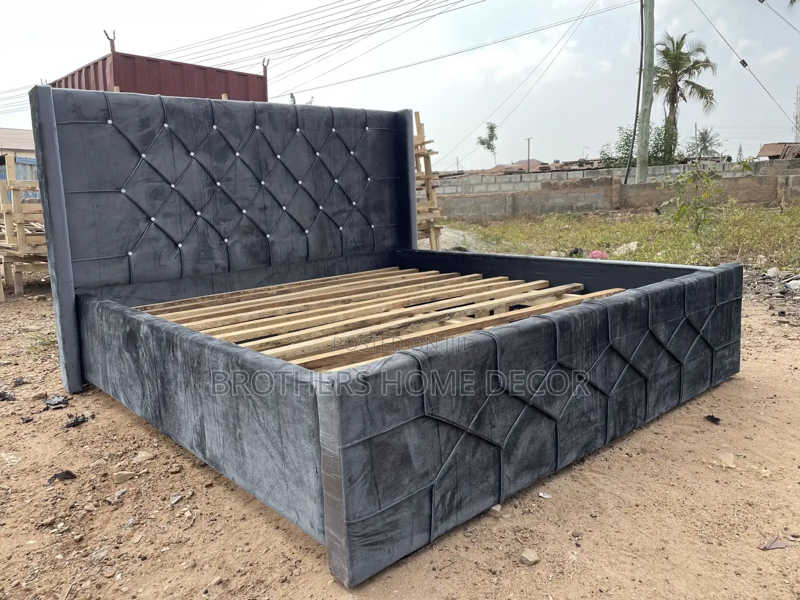 Queen Size Bedframe 72x75