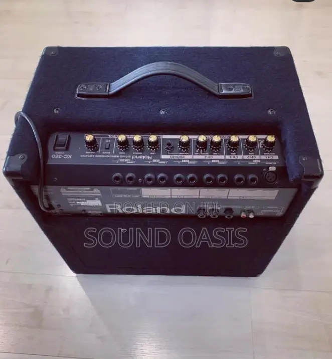 Roland Kc-600 - 200w 15" Keyboard Amp