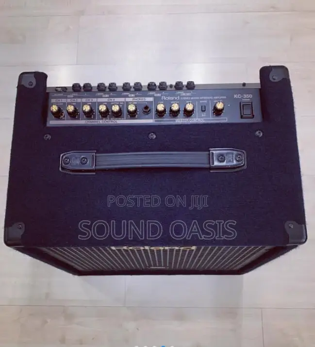 Roland Kc-600 - 200w 15" Keyboard Amp