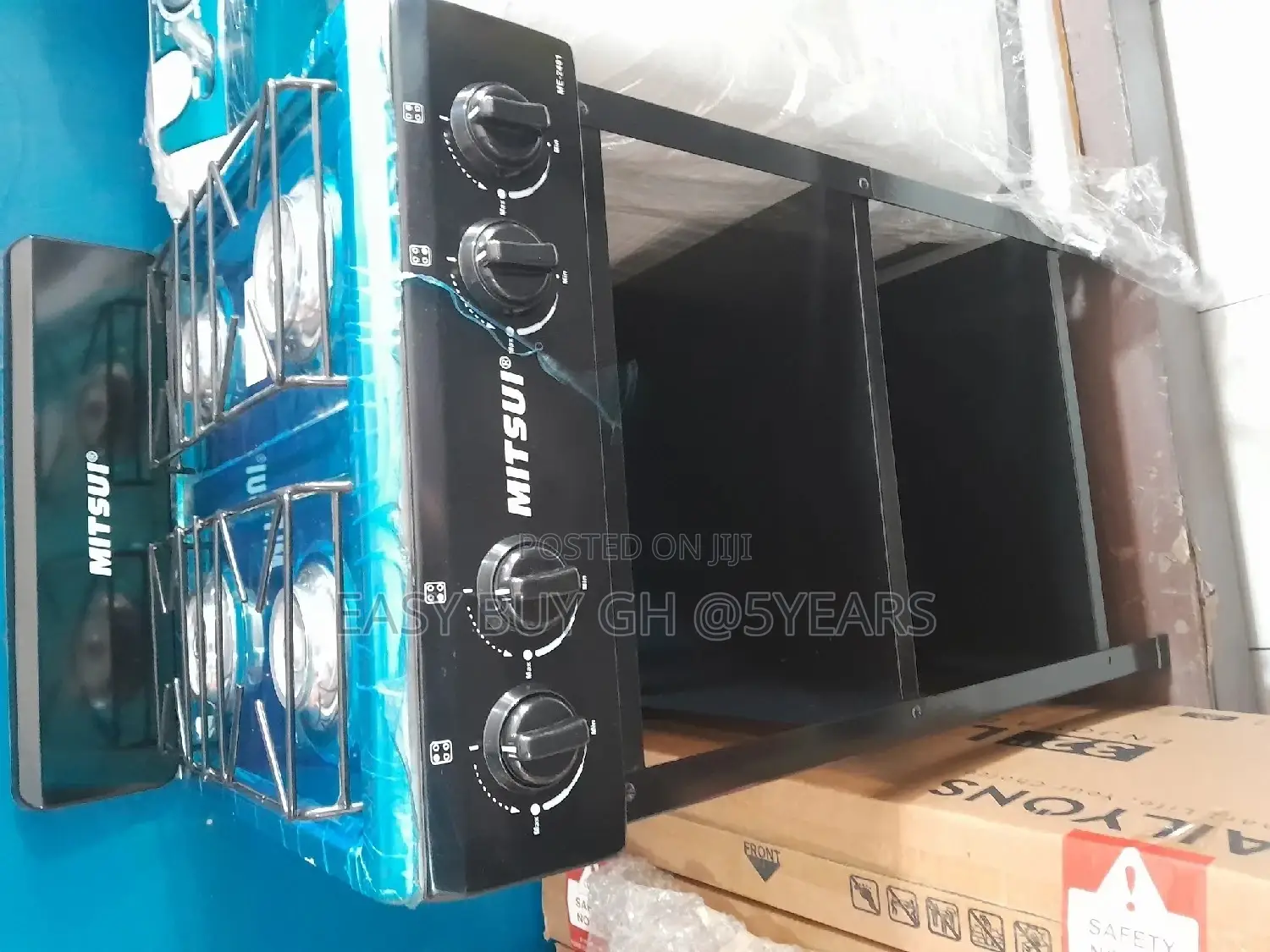 Mitsui Gas Stove With Shelf