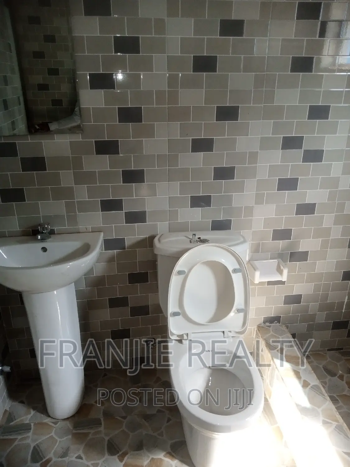 1bdrm Apartment in Franjie Realty, Kasoa for rent