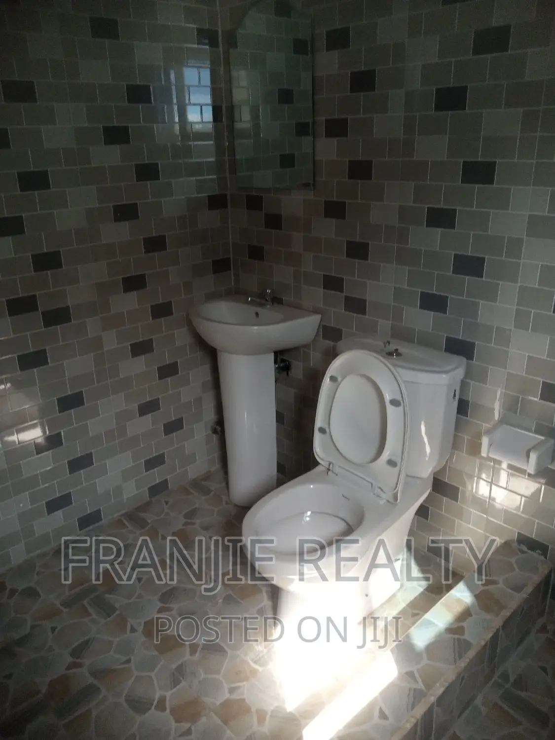 1bdrm Apartment in Franjie Realty, Kasoa for rent