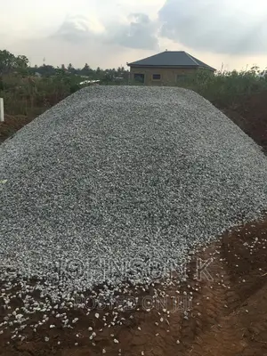 Quality Gravels ,Chippings Sand , Sand and Stones for Sale
