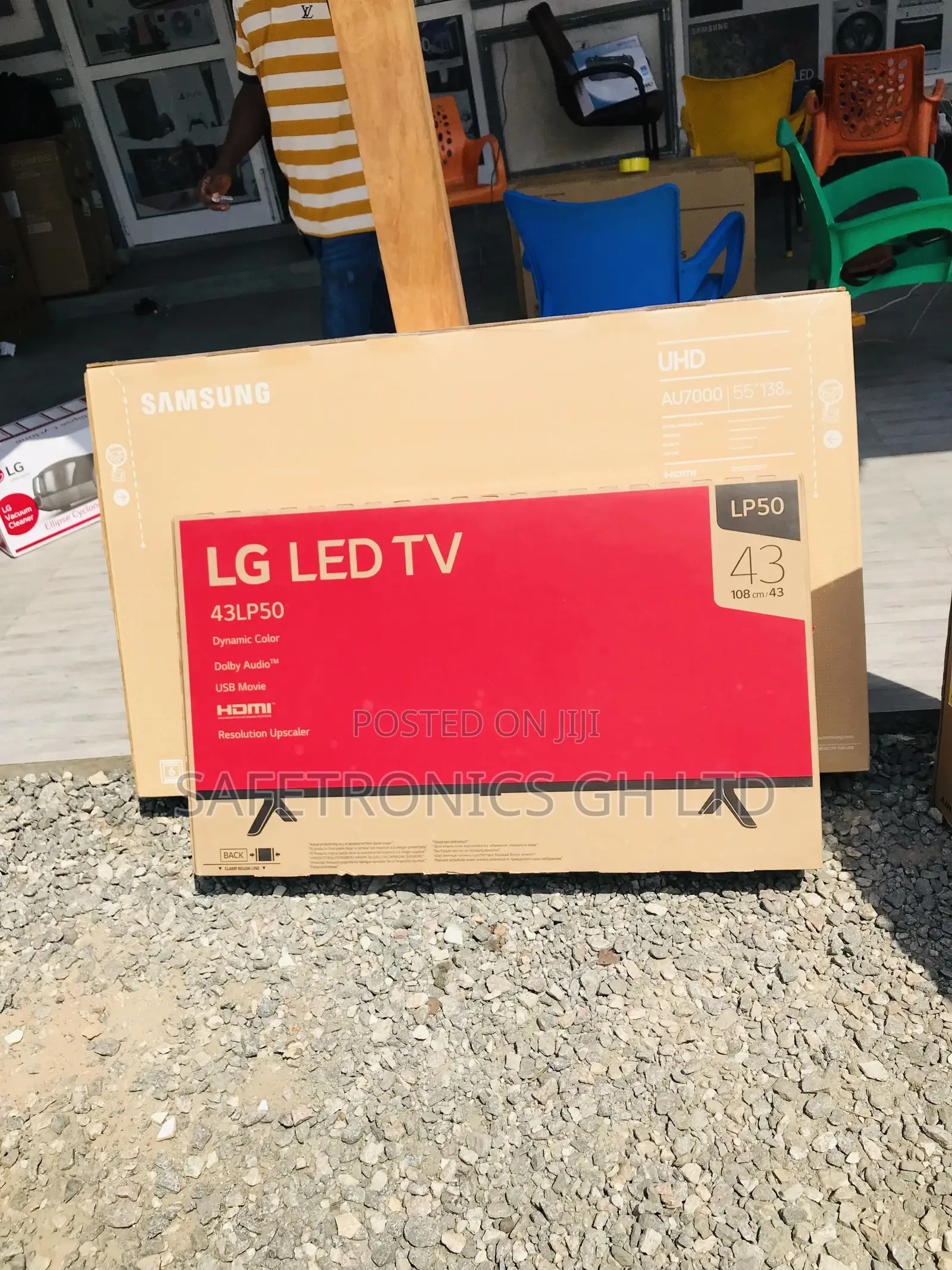 LG LP50 Smart Black Glossy LED UHD 43 Inches Electric Tv