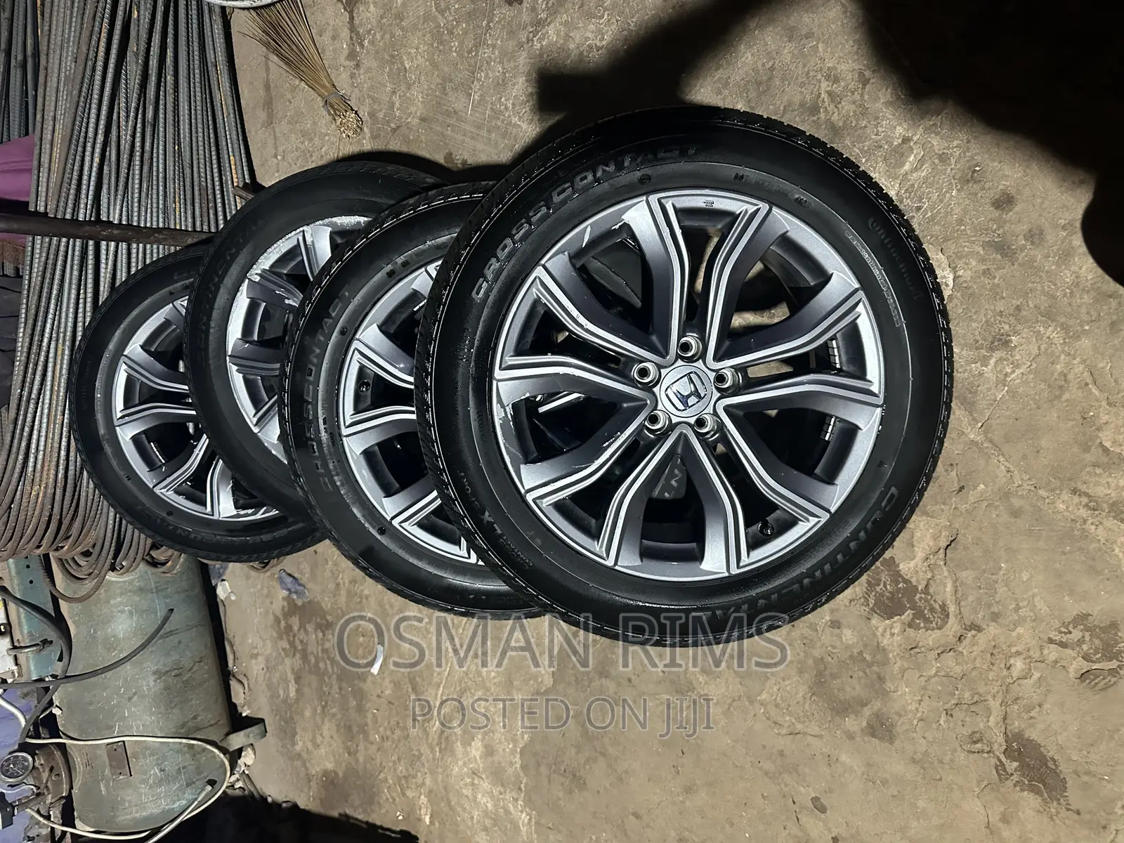 Honda CRV Rim 19 Inches