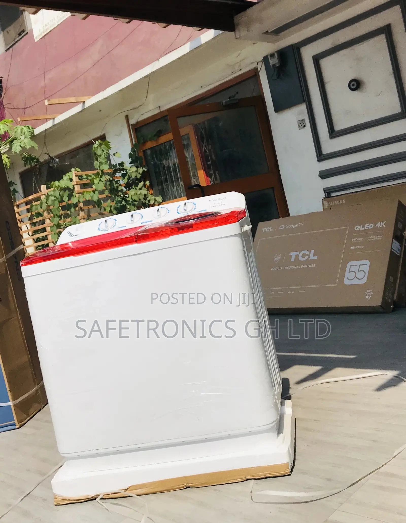 Nasco Red/White Washingmachine Topload Semiautomatic 11kg