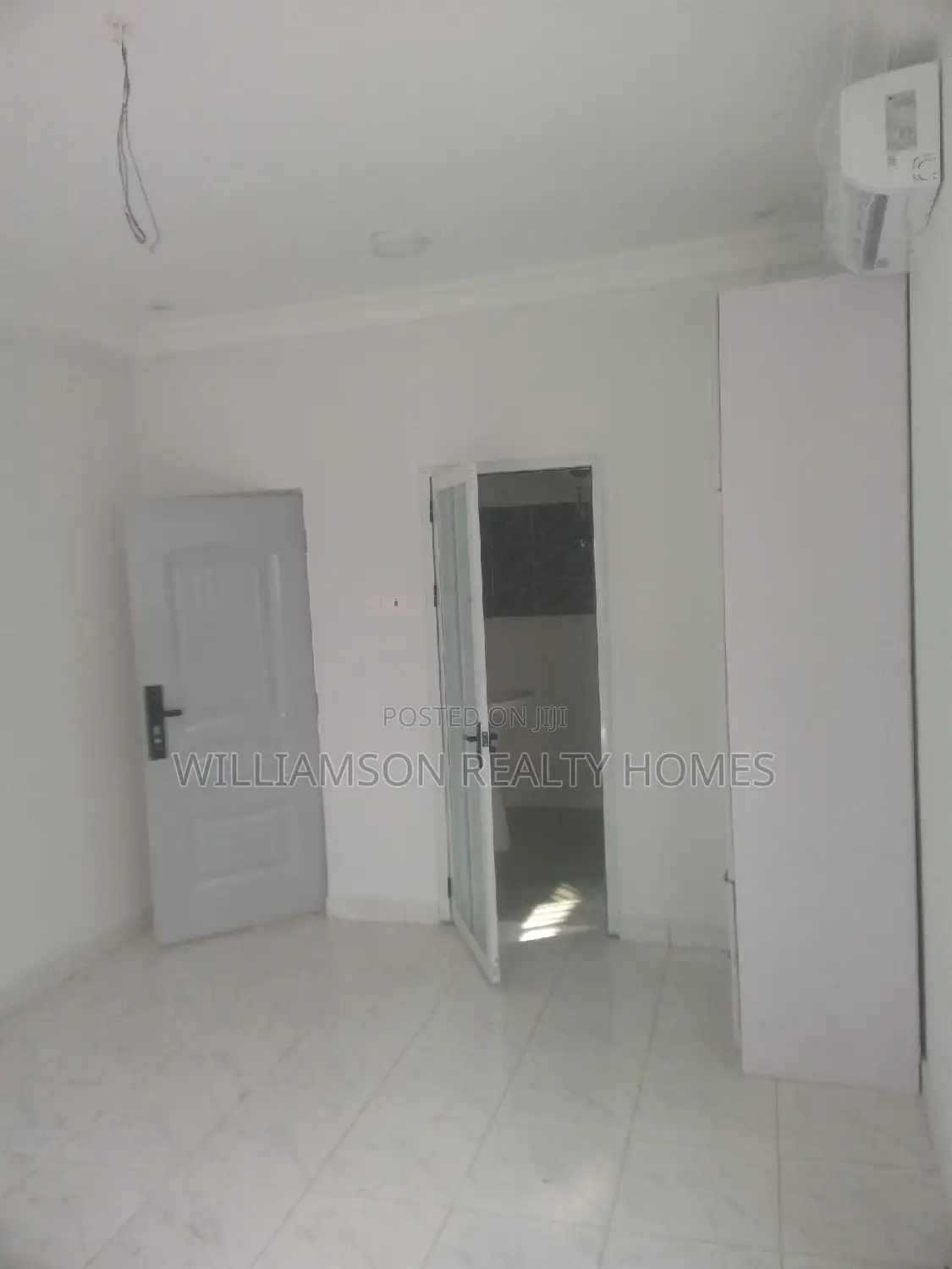 4bdrm House in Community 18 Area, Spintex for sale