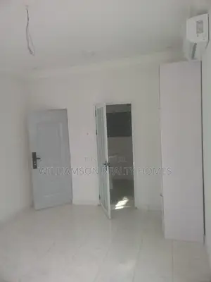 4bdrm House in Community 18 Area, Spintex for sale