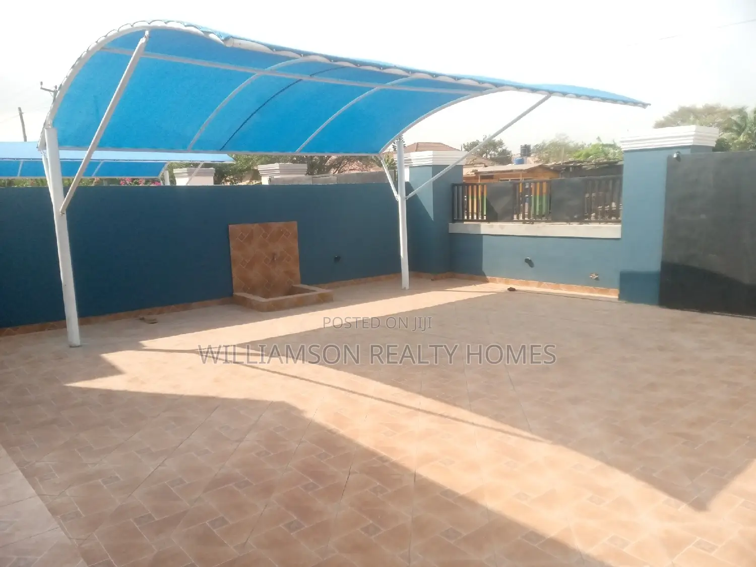4bdrm House in Community 18 Area, Spintex for sale