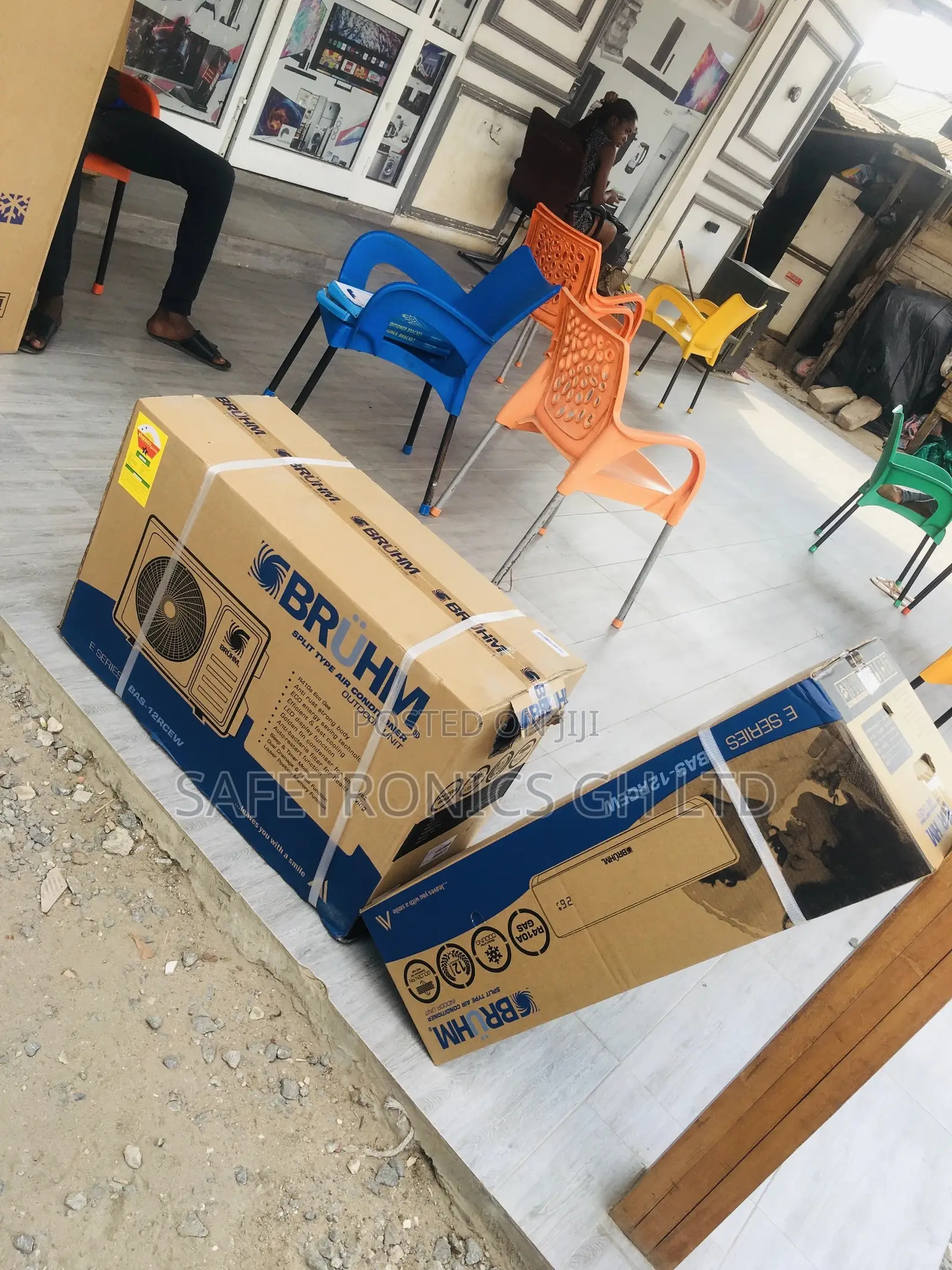 Bruhm 2.5hp Invertor White Electric Airconditioner