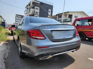 Mercedes-Benz E300 2016 Blue