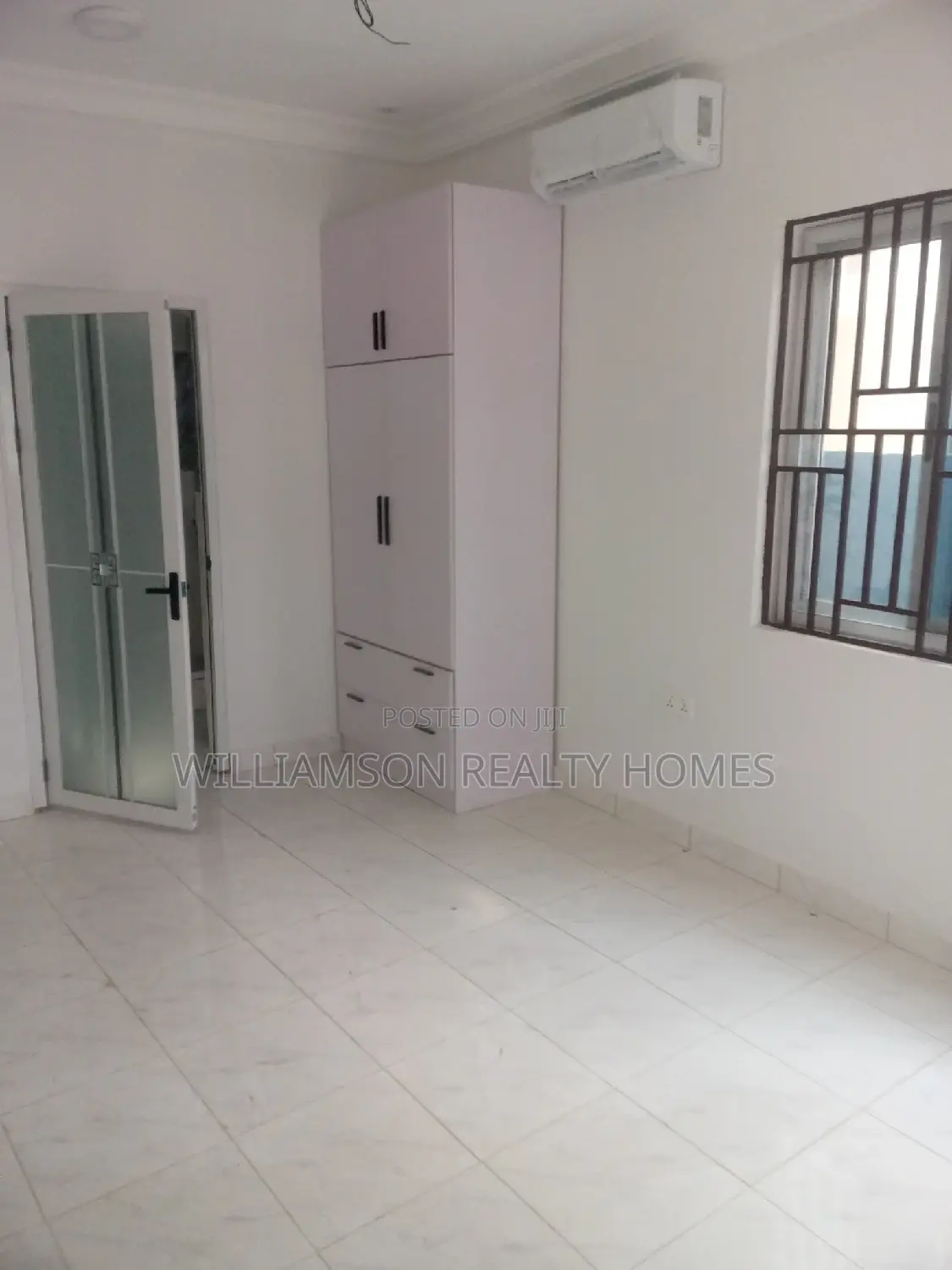 4bdrm House in Community 18 Area, Spintex for sale