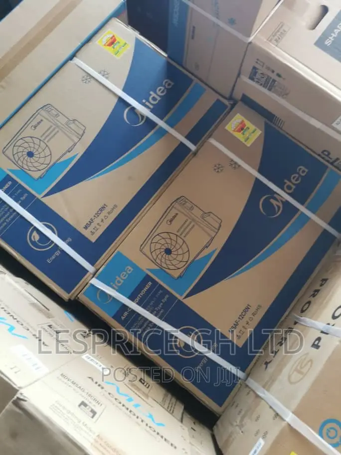Midea 2.5hp/ White Panel Air Conditioner