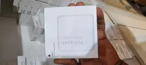 Apple Macbook Pro 14 Inches 67W Macbook Adapter