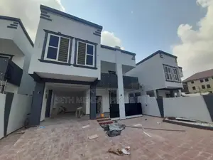 4bdrm House in Skm, Ashaley Botwe for sale