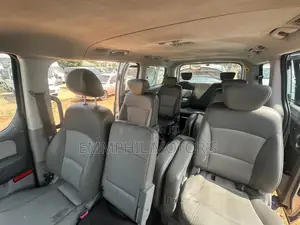 Hyundai Starex 2011 Grey