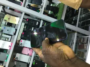 New Apple iPhone 11 128 GB Black