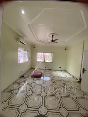 4bdrm Duplex in Ajringanor, Adjiriganor for rent