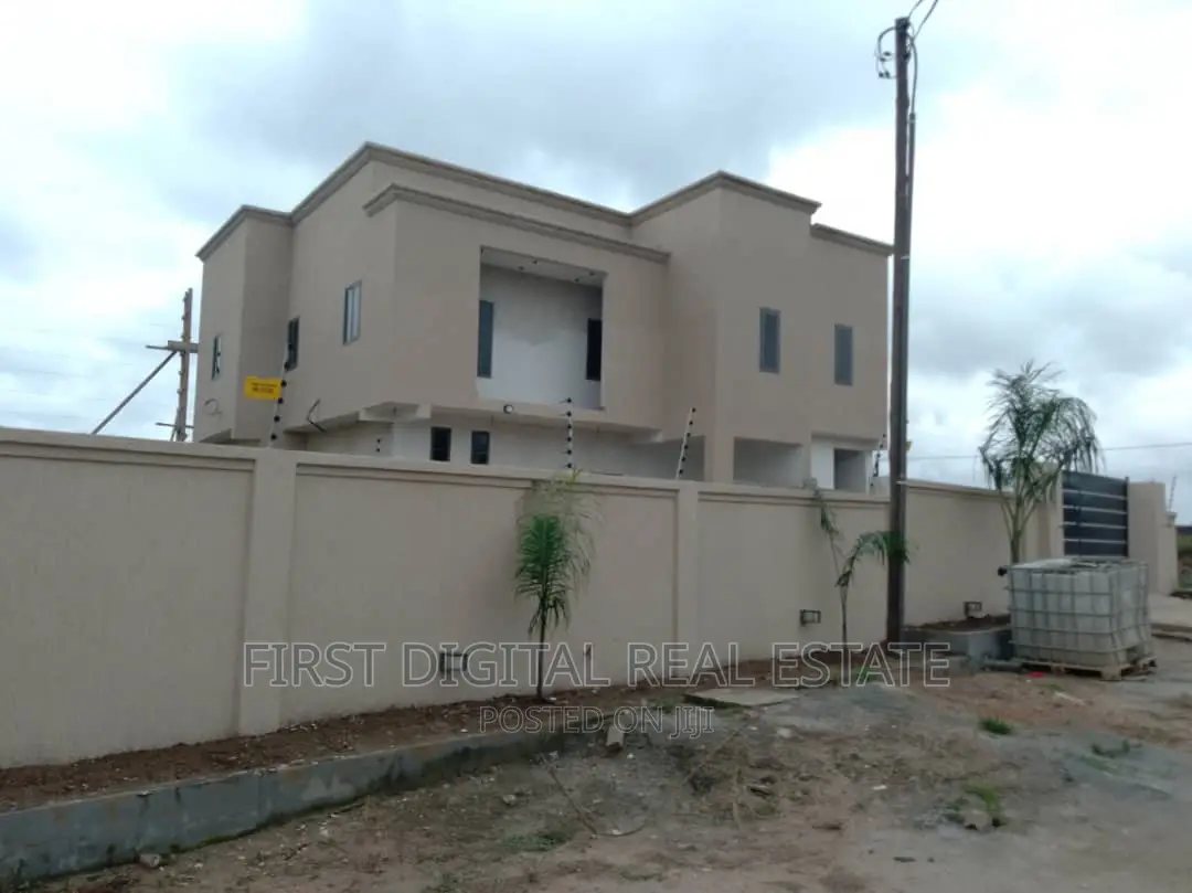 Executive 4 Bedroom for Sale in Kasoa Rock City