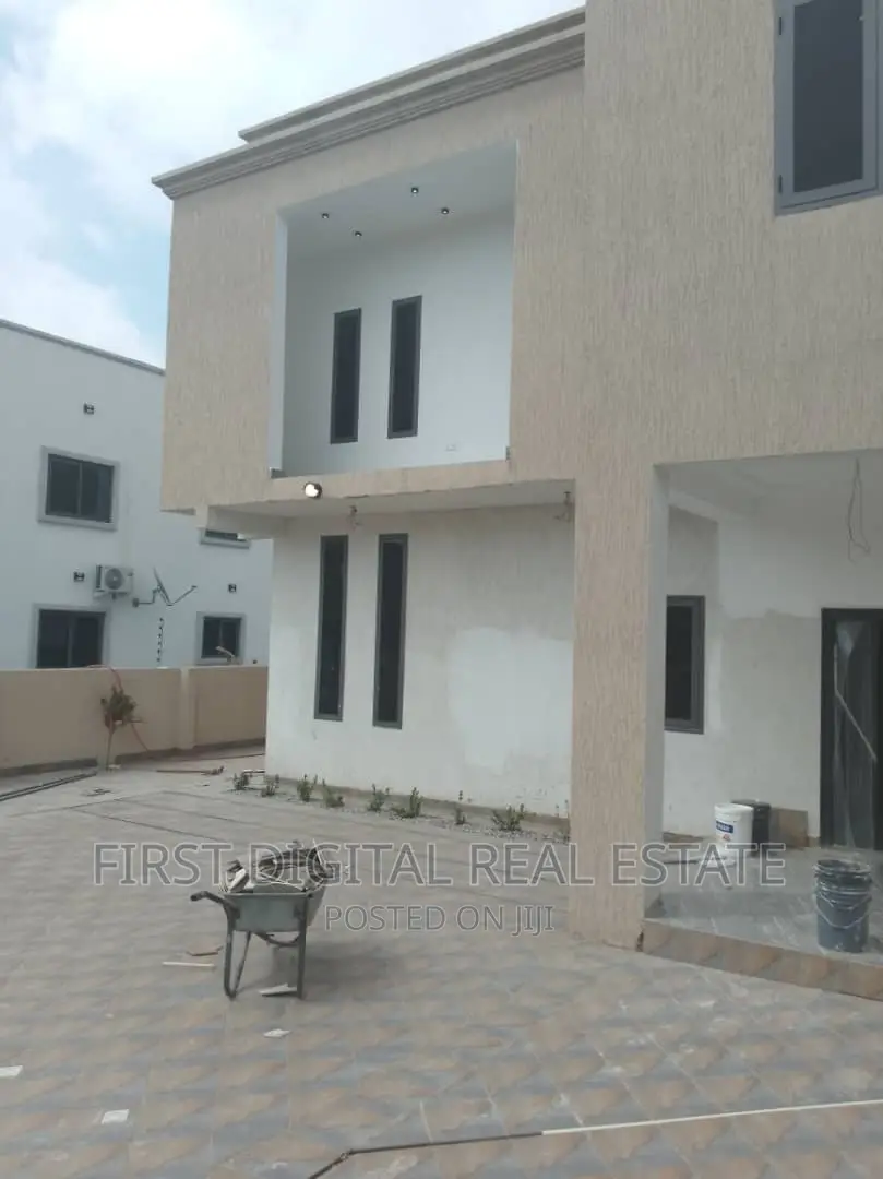 Executive 4 Bedroom for Sale in Kasoa Rock City