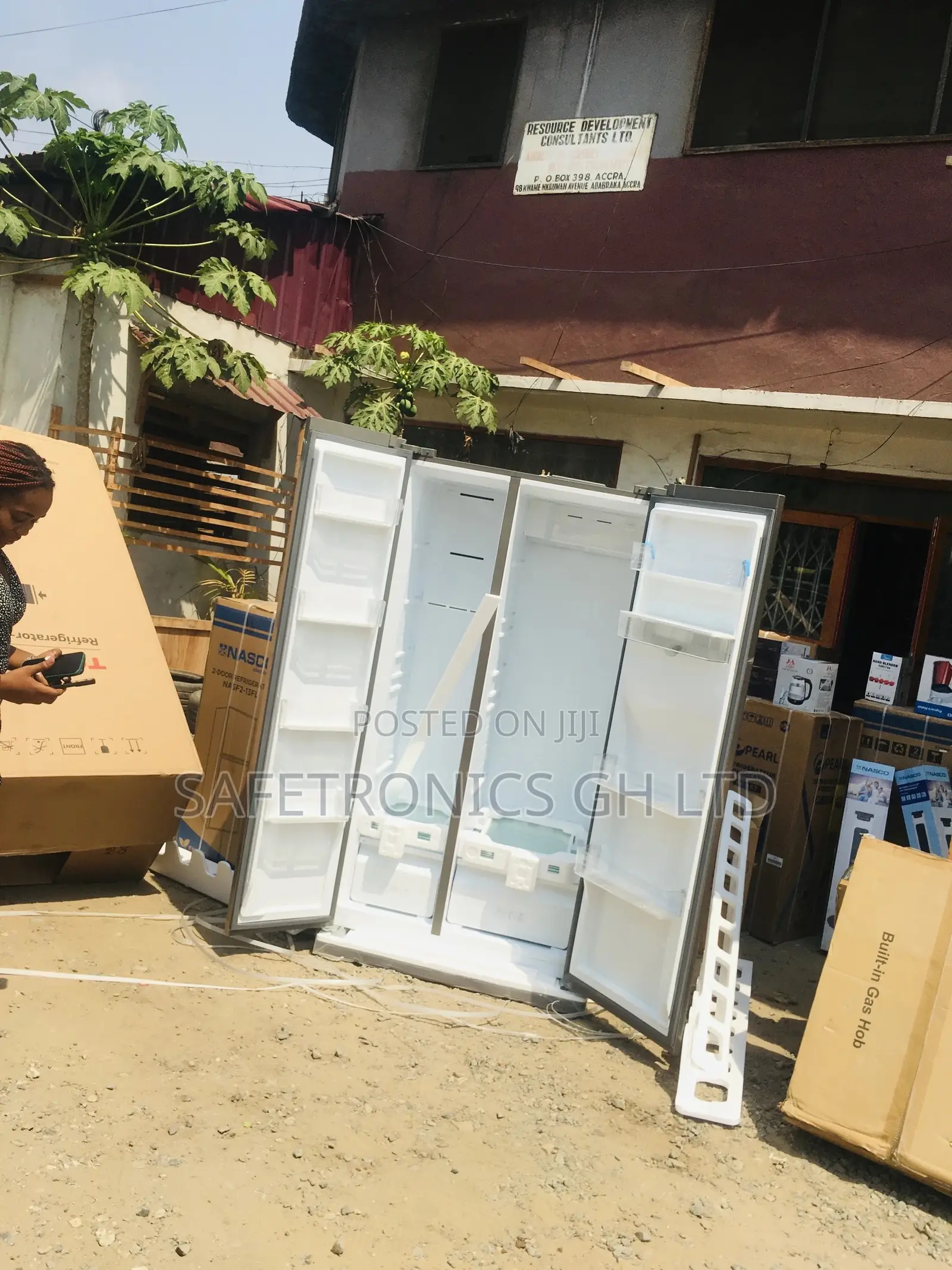 TCL Side by Side SBN 2 Doors Gray 607 Liters P520 Fridge