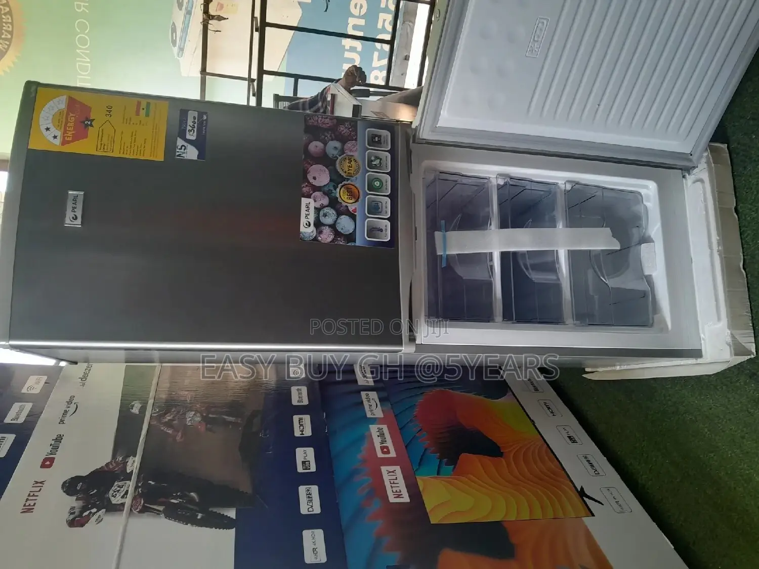 Pearl Refrigerator/Freezer 89L