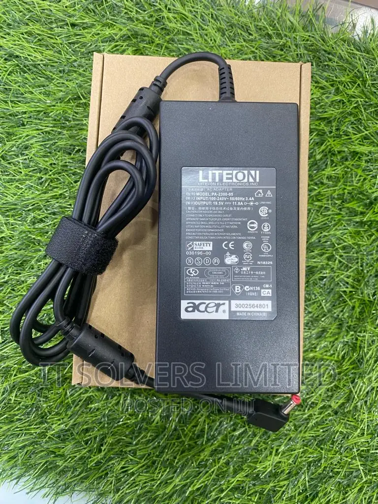 Acer 19v 11.8A Charger