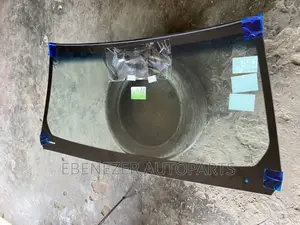 Land Cruiser 2023 Windscreen