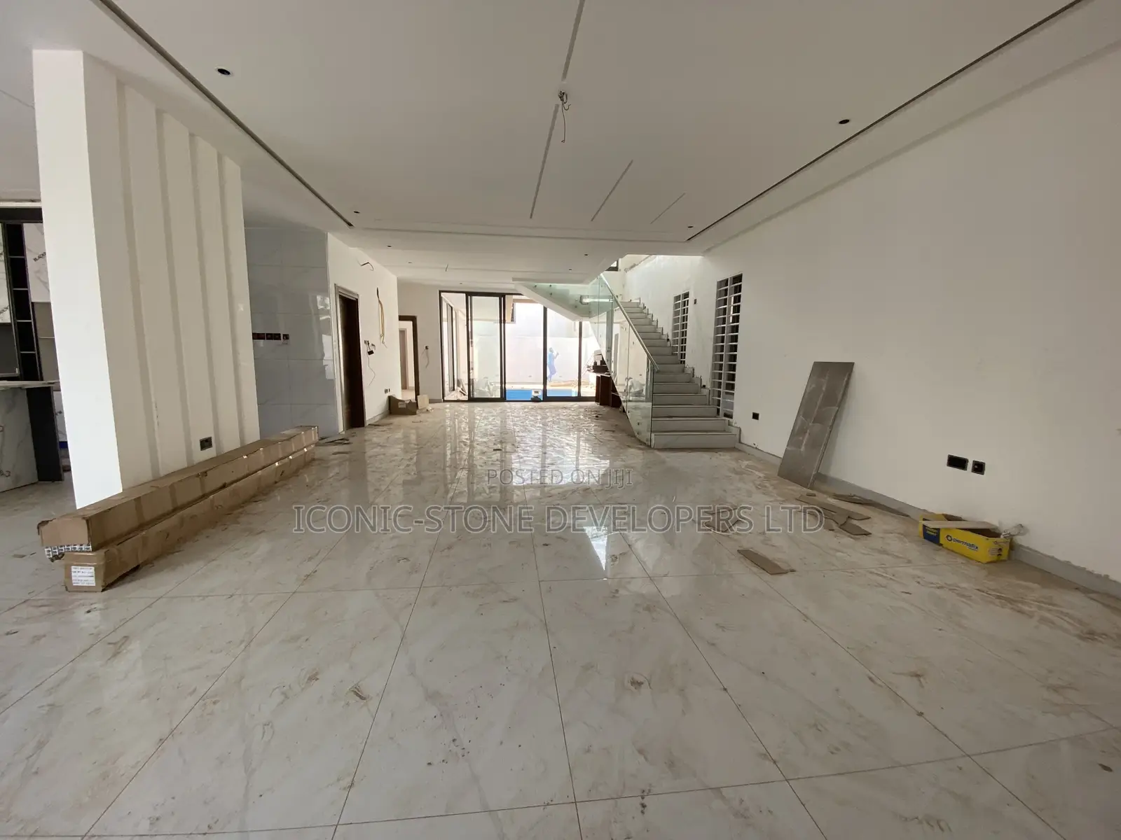 4bdrm Duplex in Adenta for sale