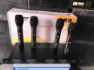 Shure U-8900 Professional 4-in-1 Wireless Microphone