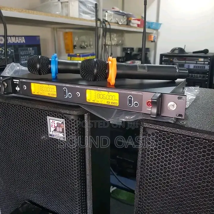 Shure UR-12D UHF Wireless Professional Microphone