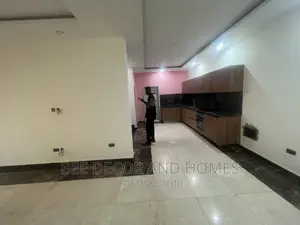Furnished 5bdrm Mansion in Bee Decor& Home’S, East Legon for sale