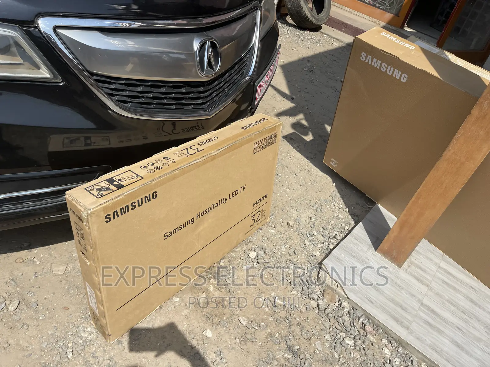 Buy From 10gig HG32AE690DK FHD Satellite