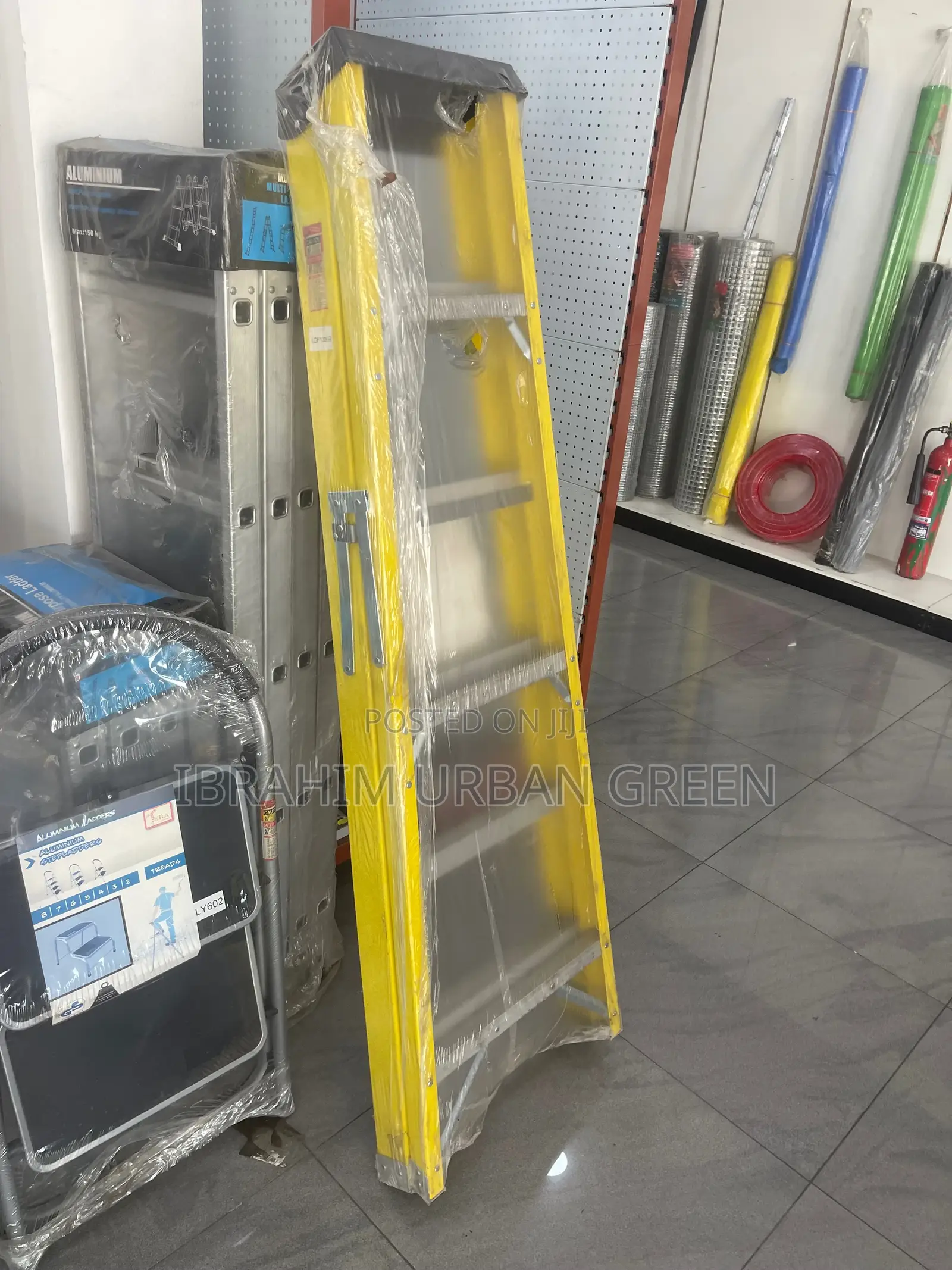 6 Steps Fiberglass Ladder