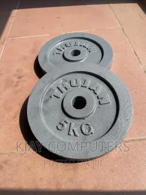Pair of 5 Kg Carbon Steel Plate for Barbells and Curl Bars.