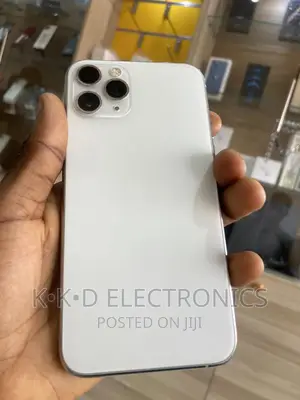 New Apple iPhone 11 Pro 256 GB White