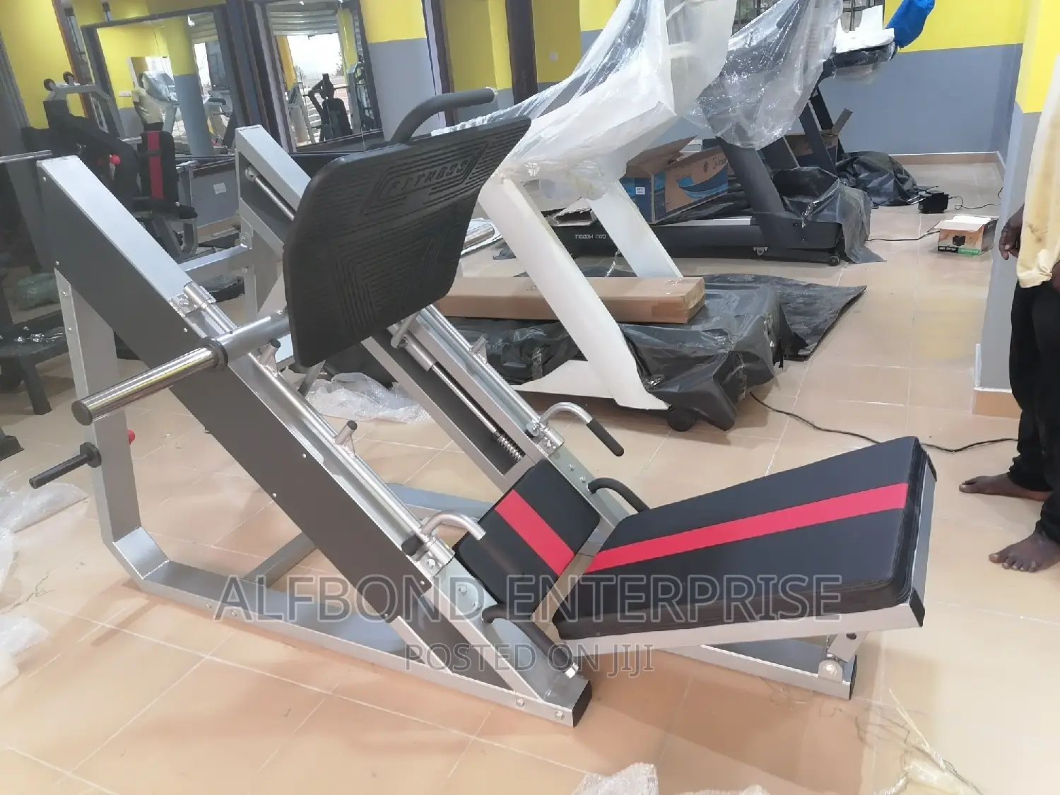 Commercial Leg Press Machine