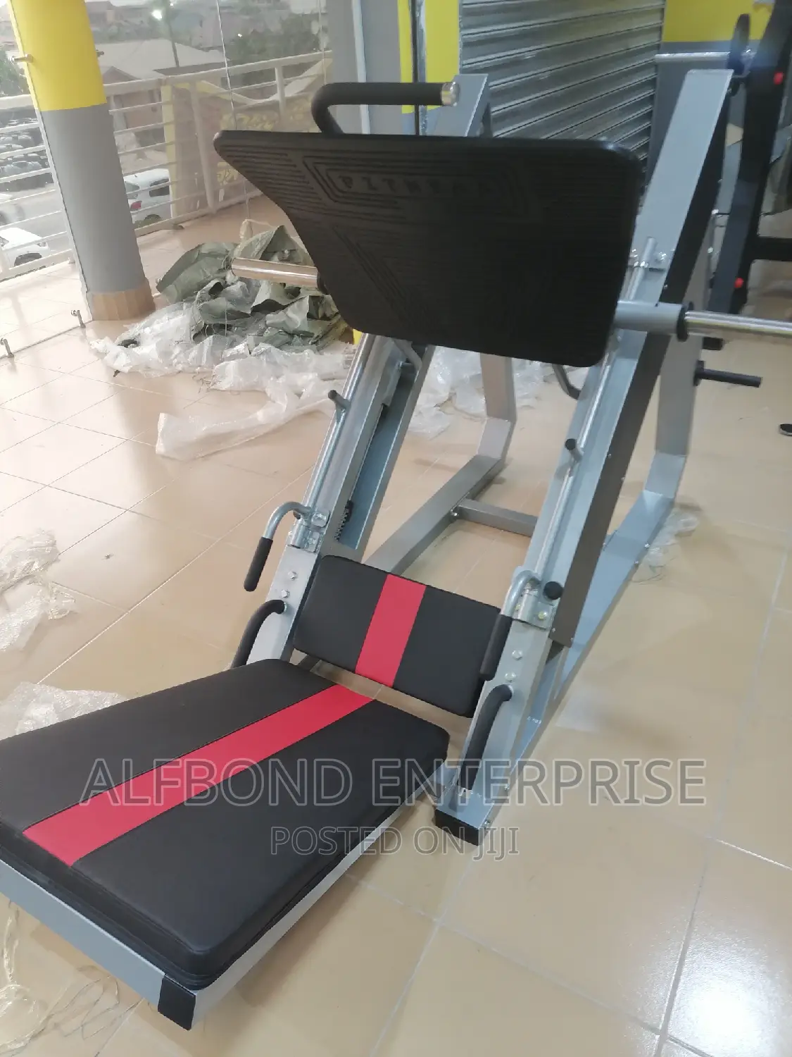Commercial Leg Press Machine