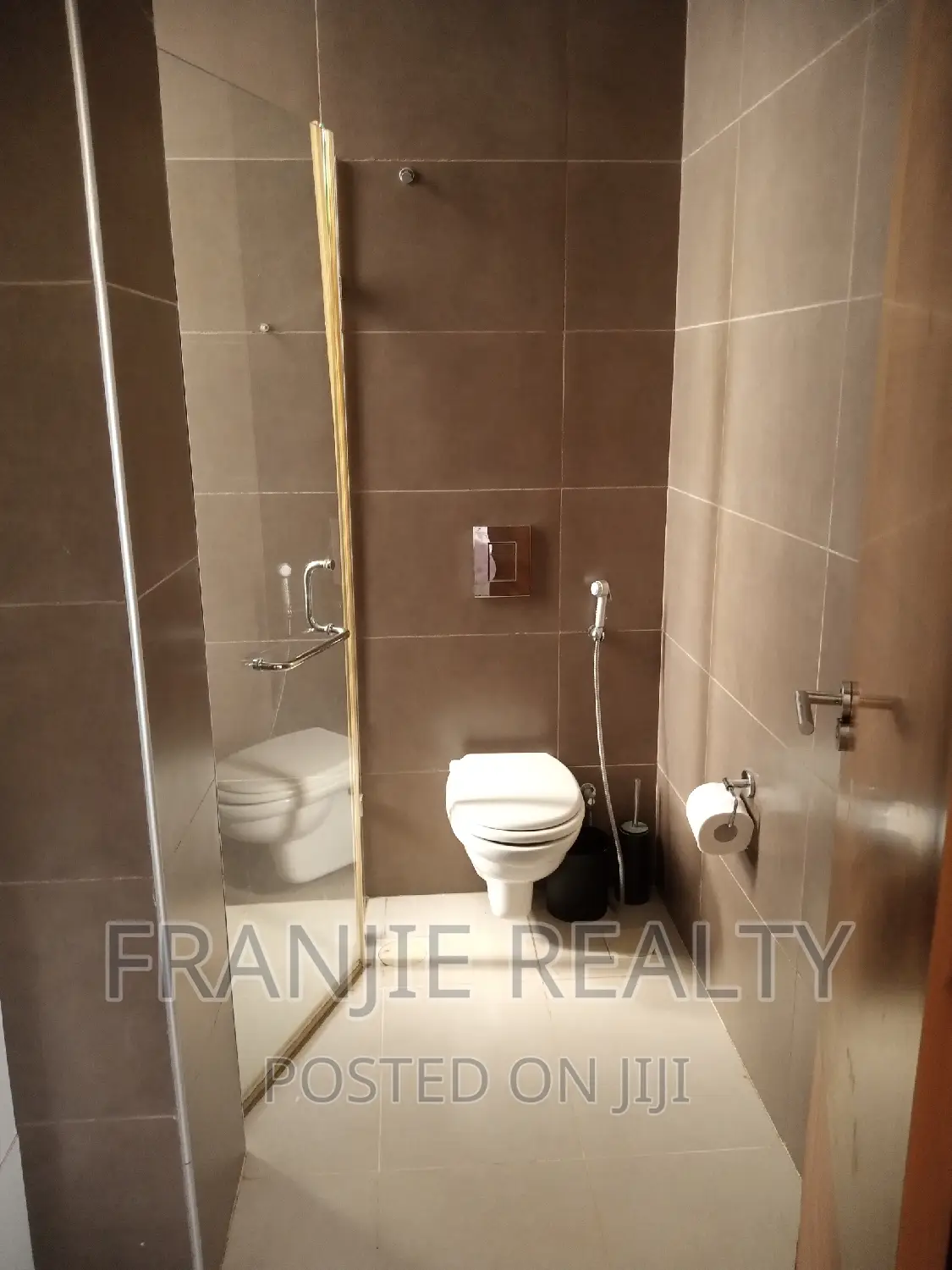 Furnished 2bdrm Apartment in Franjie Realty, Airport Residential Area