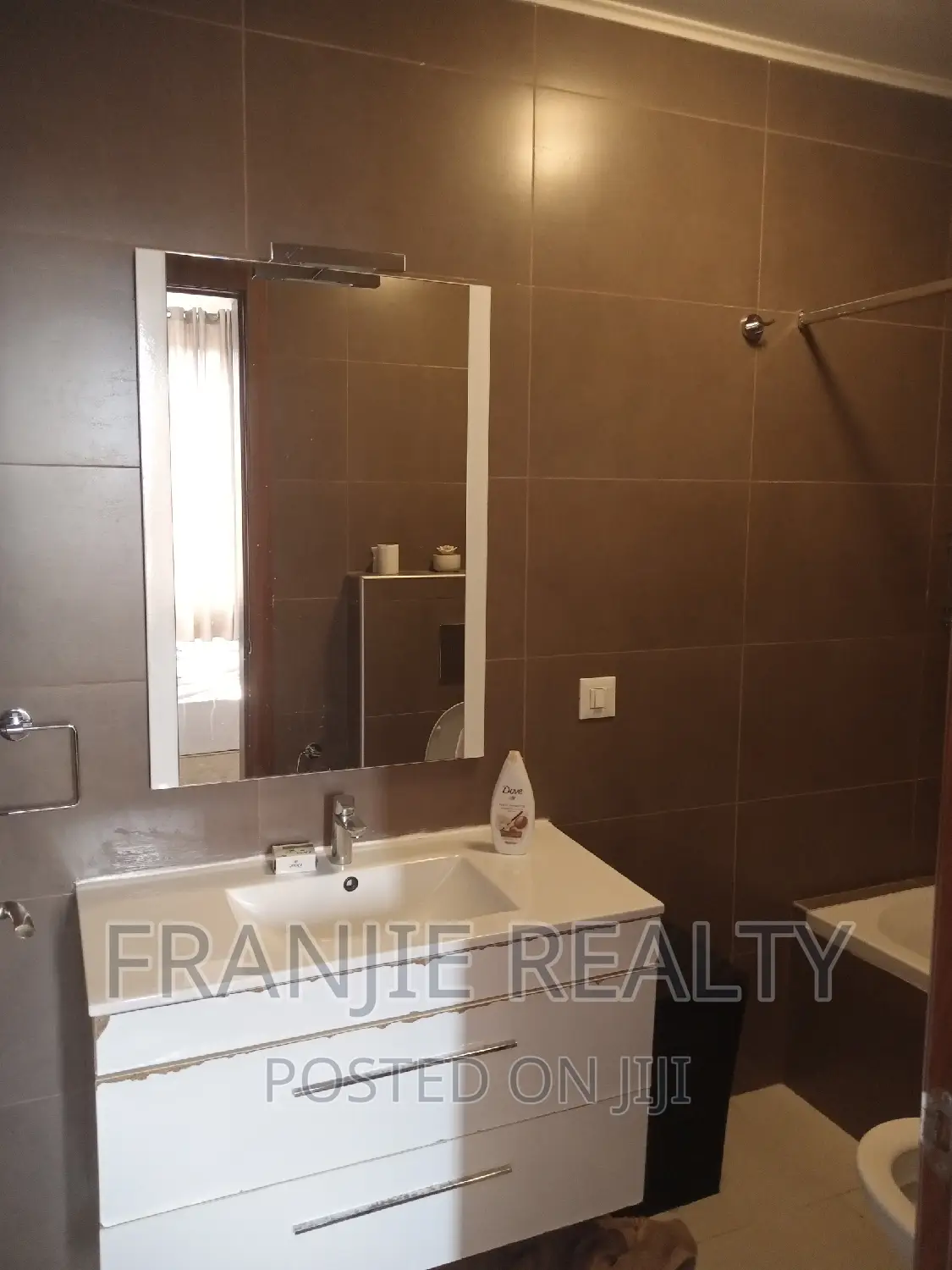 Furnished 2bdrm Apartment in Franjie Realty, Airport Residential Area
