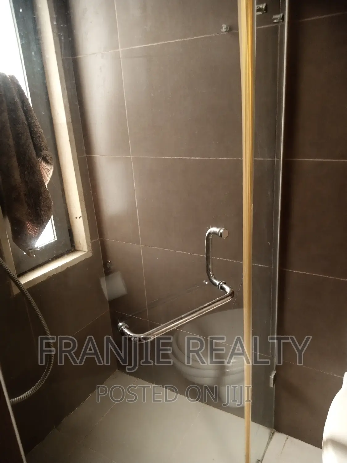 Furnished 2bdrm Apartment in Franjie Realty, Airport Residential Area