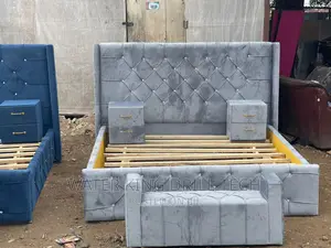 Queen Size Bed Frames With Side Drawers and Ottoman