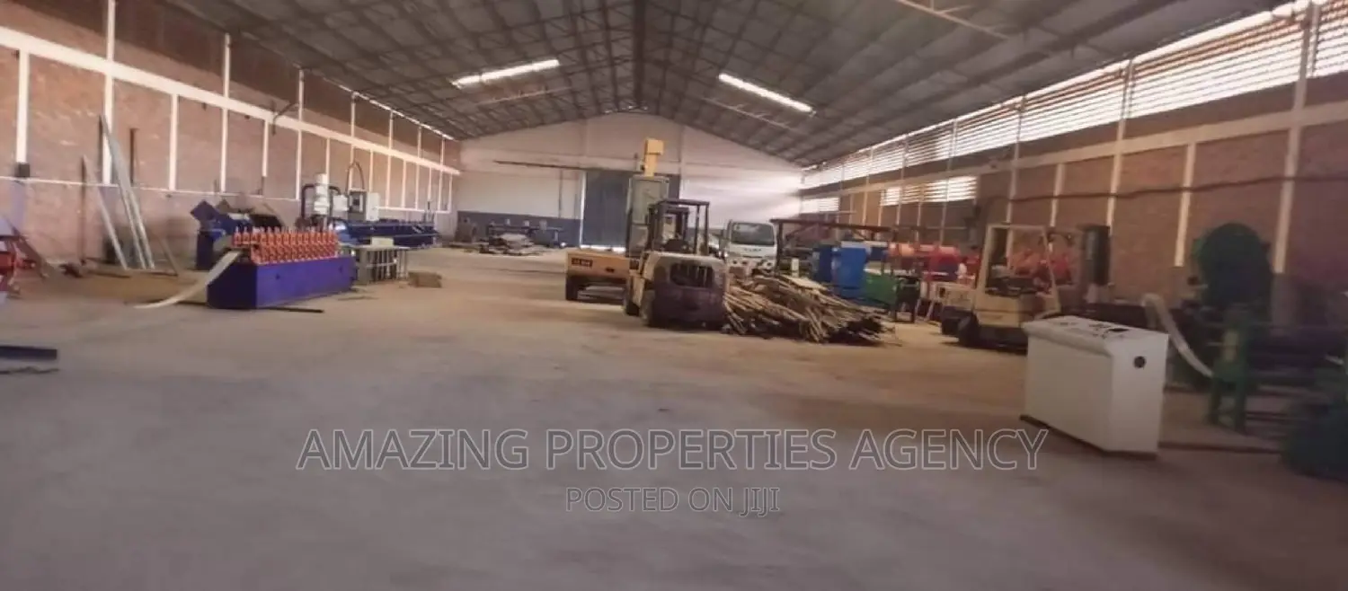 1000sqm Warehouse to Let at Dzorwulu
