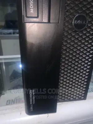 Desktop Computer Dell Precision 7810 16GB Intel Xeon HDD+SSD 1T