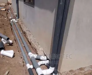 Professional Plumber With Quality Services